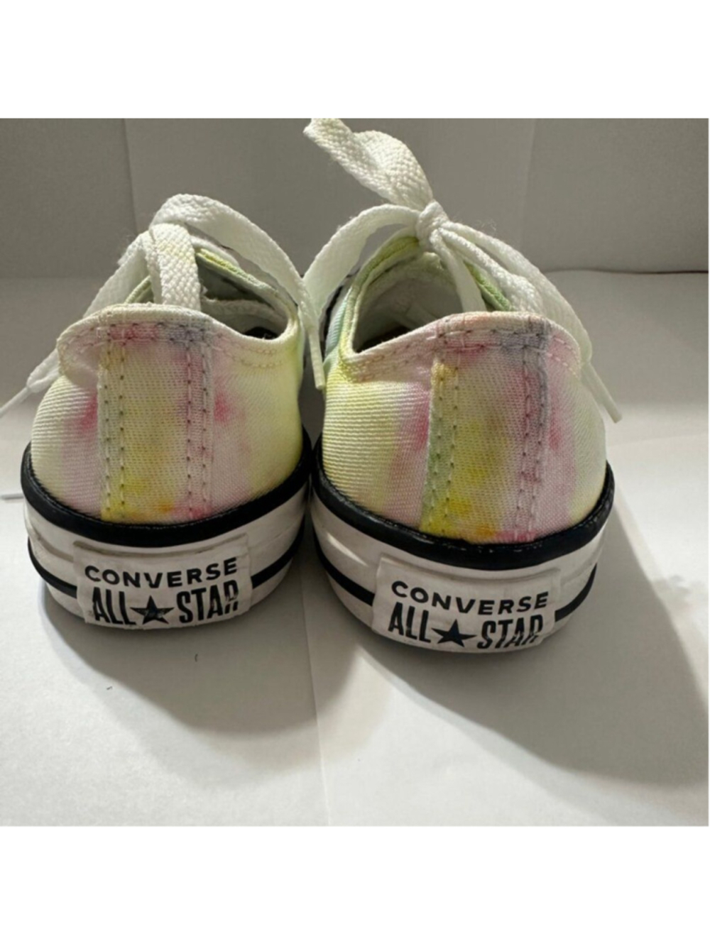 Converse Chuck Taylor Size 13Y Tie Dye Low Youth's Sneakers Size Multicolor - Picture 5 of 8